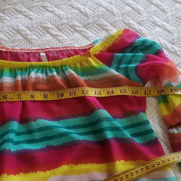 Vall.  Sheer Colorful Top. Size S - Picture 6 of 8